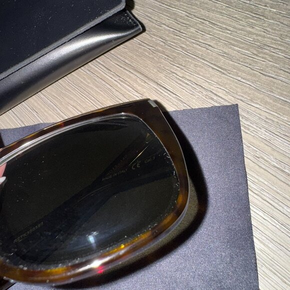 SAINT LAURENT Women's Tortoise Sunglasses with Top Gold Detail & Leather Case - Picture 16 of 16